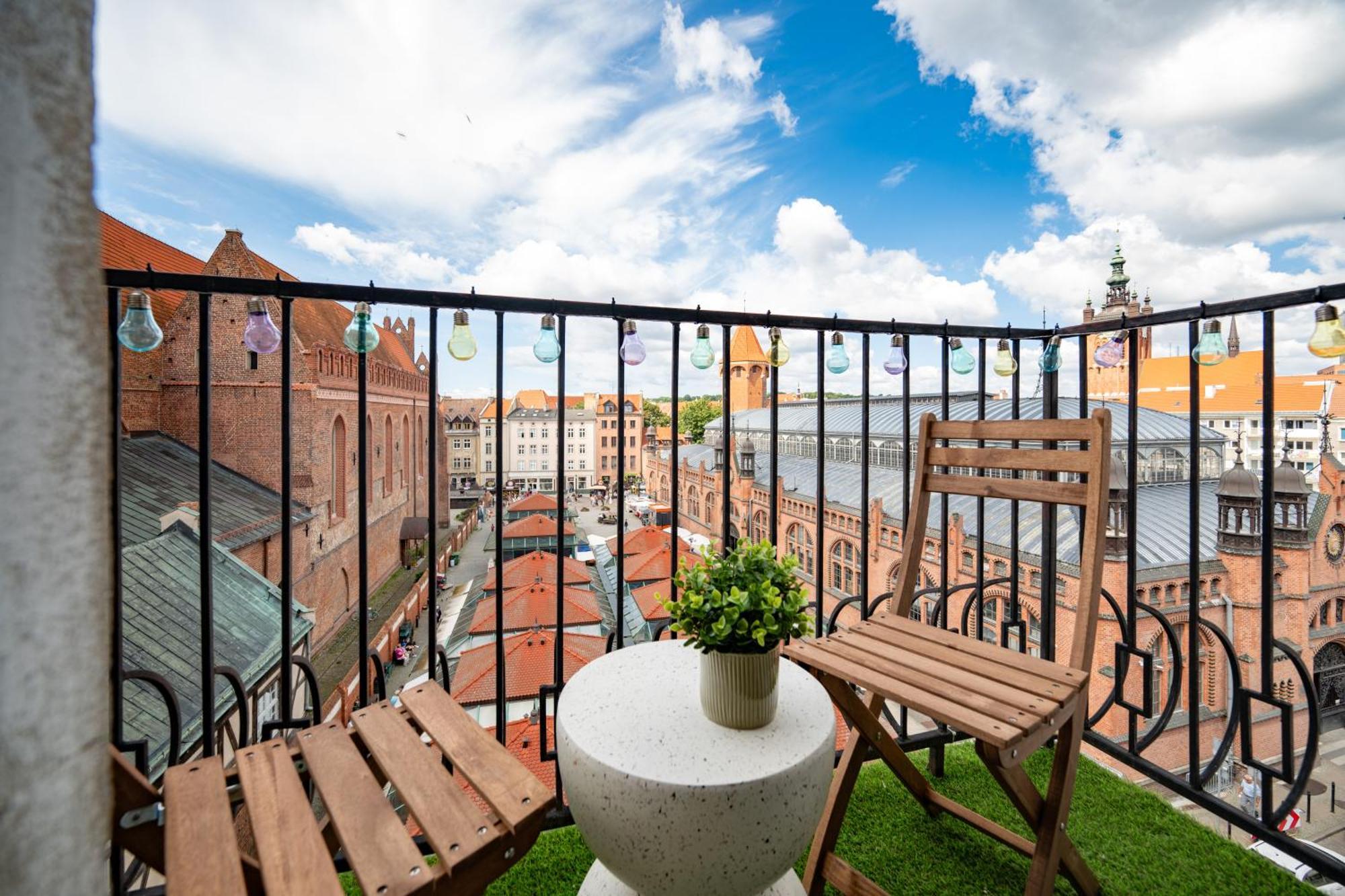 Stunning Apartment With Balcony Gdańsk Eksteriør billede